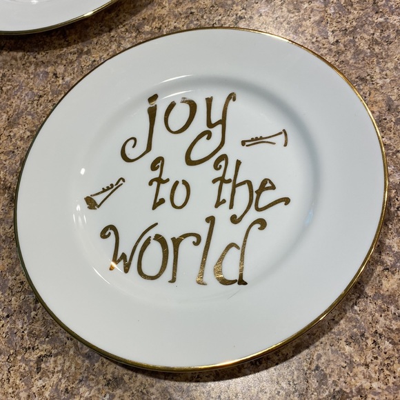 4 Christmas Song Assorted Plates 10 Strawberry Street Holiday - Picture 3 of 16